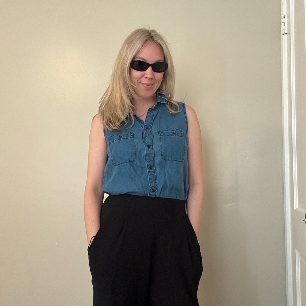 Madewell Sleeveless Chambray Top